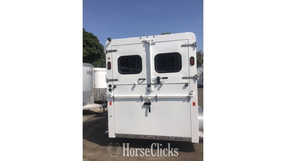 Trails West 2027 Manufacturing ROYALE PLUS 2   Horse Trailer