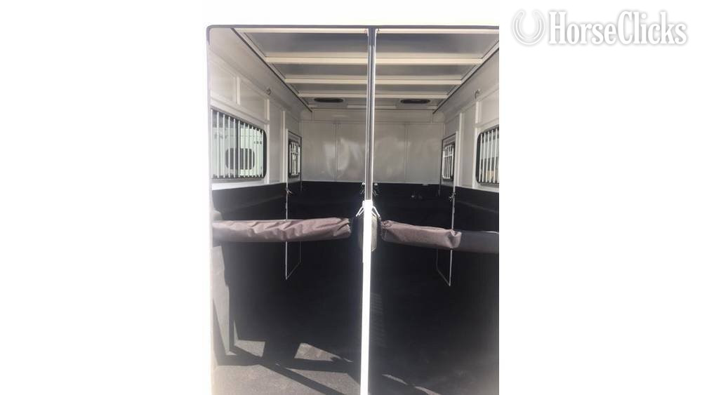Trails West 2027 West Manufacturing ROYALE SXST 2  Horse Trailer - Horse Trailers