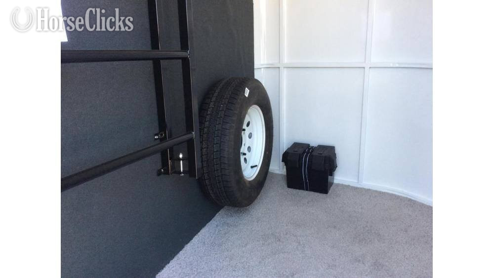 Horse Trailers - Trails West 2026 Manufacturing CLASSIC II   Horse Trailer in California