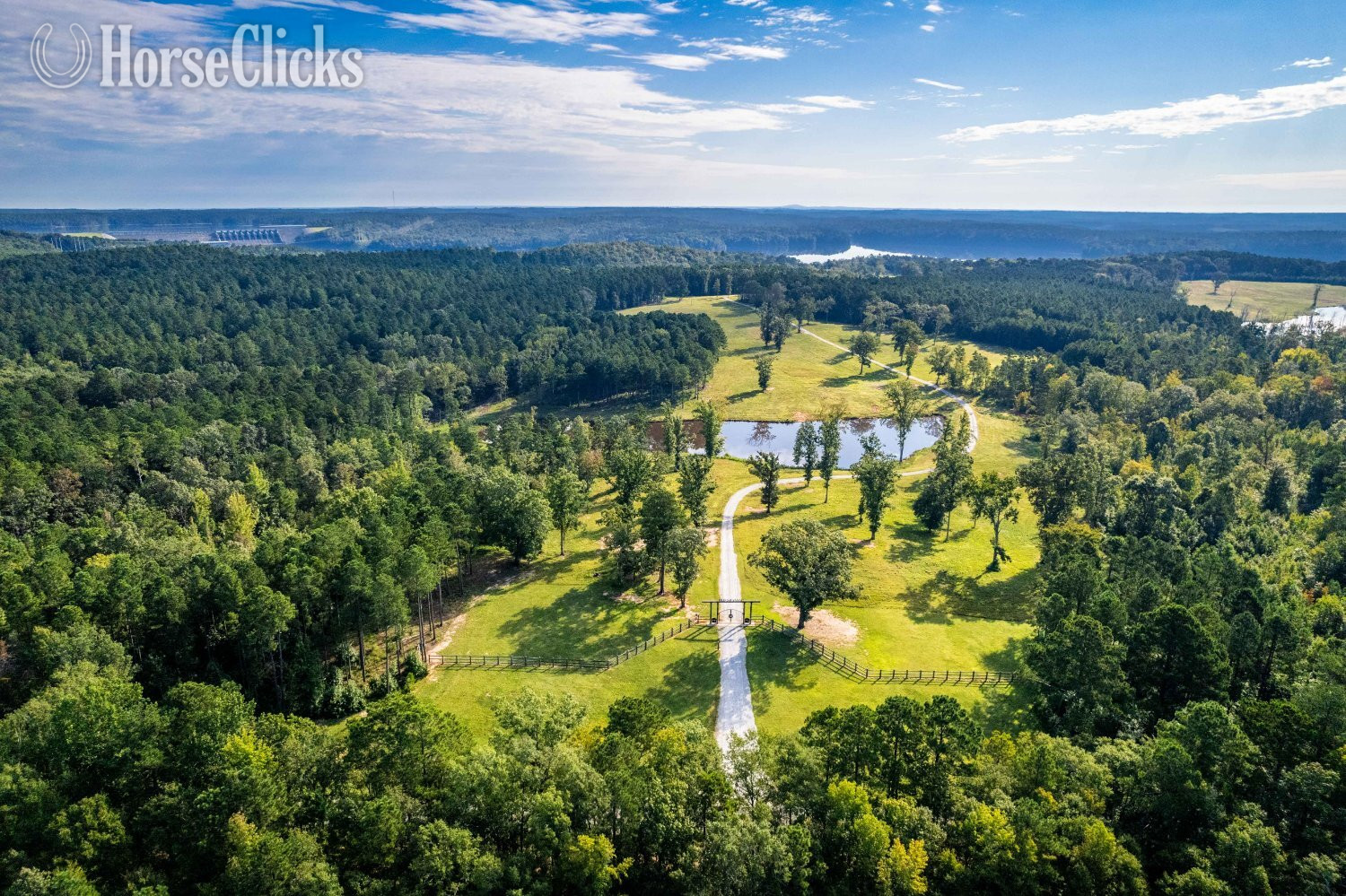 Barndominium on 275 acres - Farms