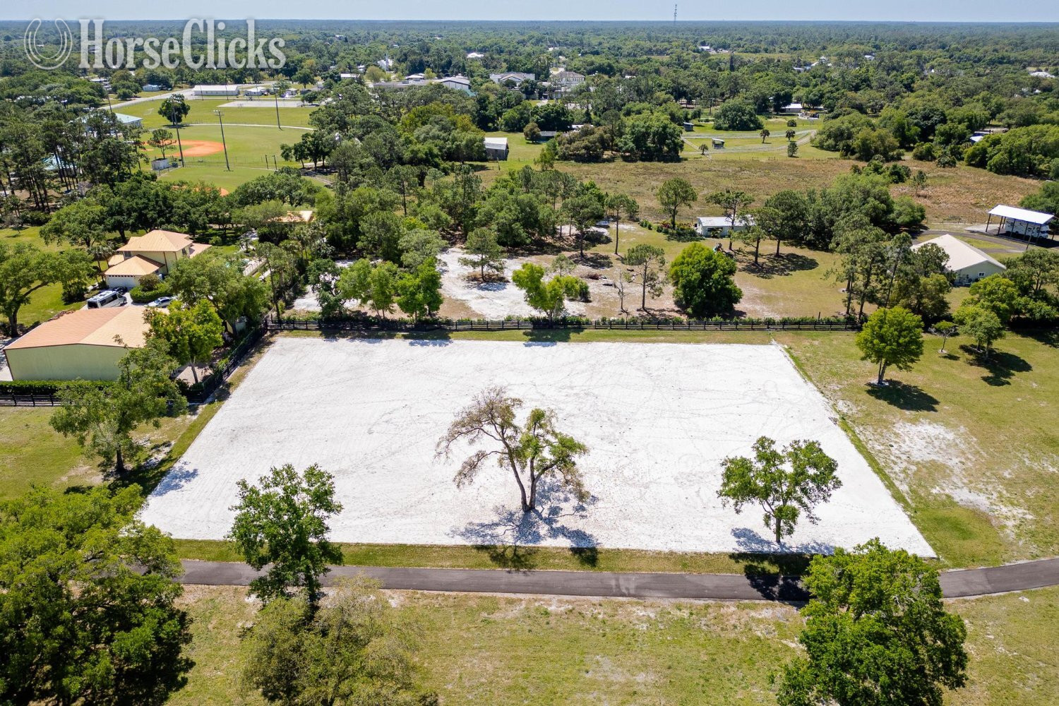 Houses - Equestrian Facility Professional layout and Income producer! in Florida