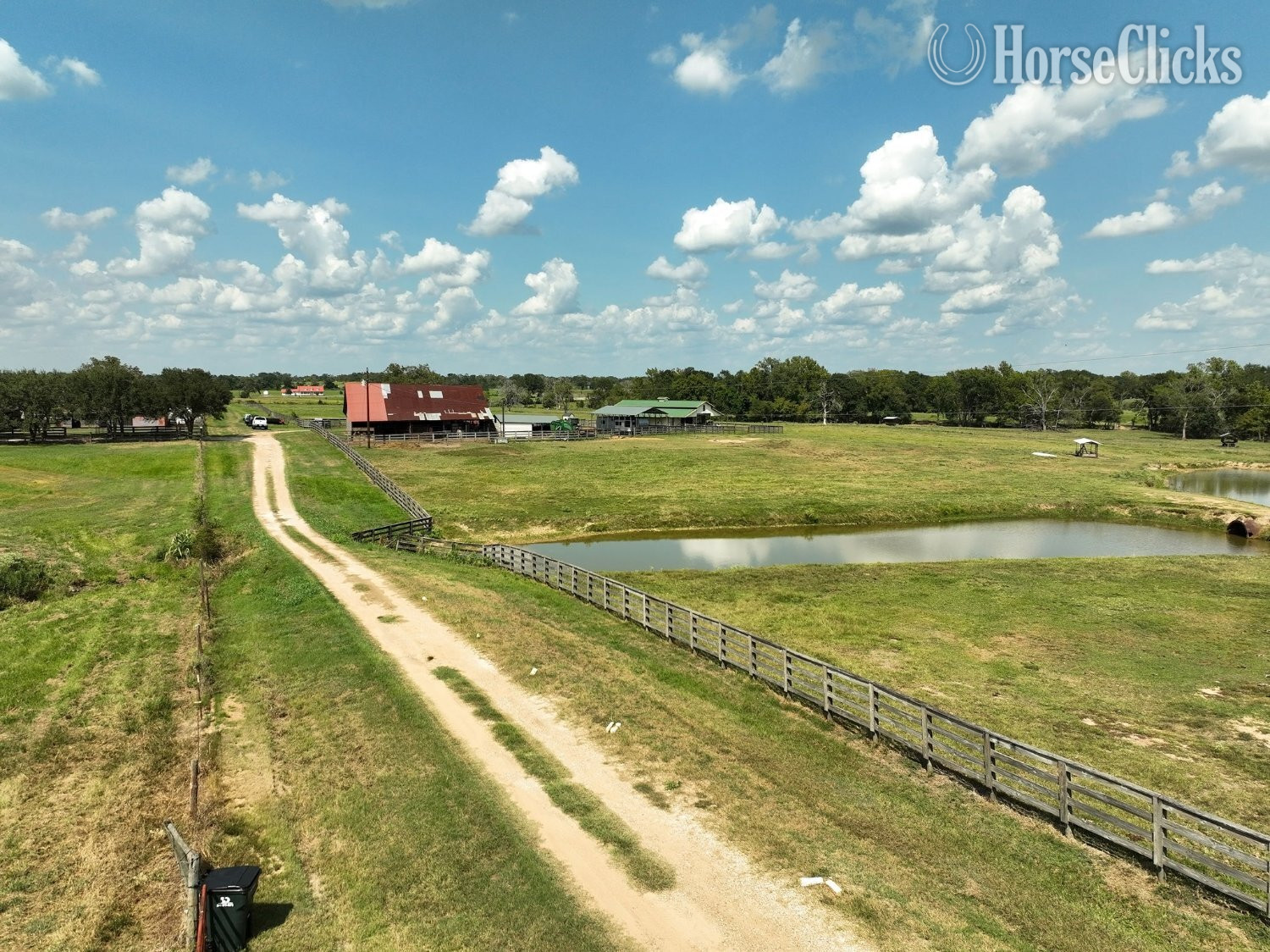 72 Acres with Barn & 2 Ponds - Ranch in Texas