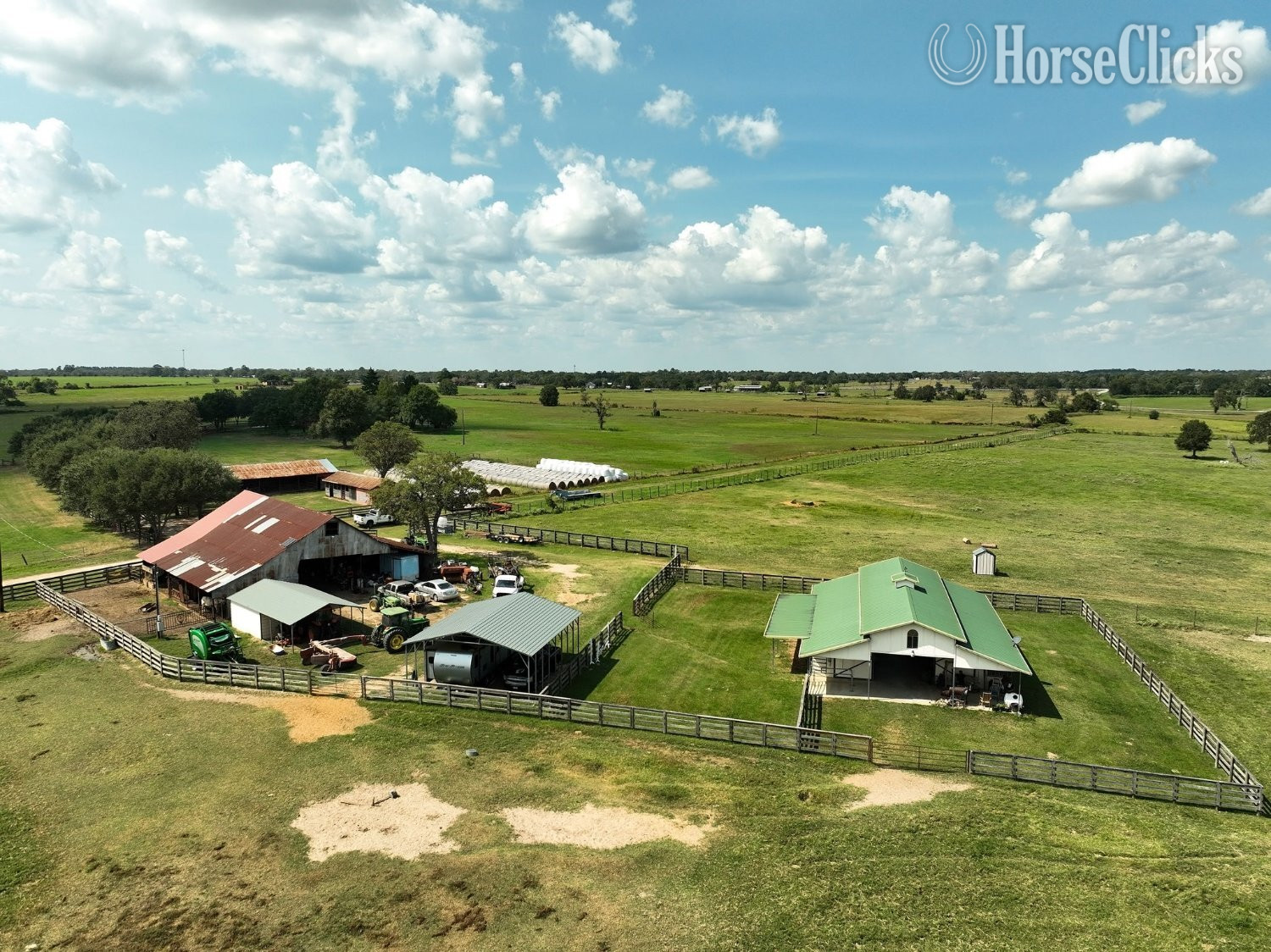Ranch - 72 Acres with Barn & 2 Ponds in Texas