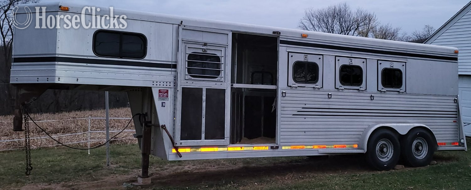 1992 Other Lite Hoss Gooseneck Horse Trailer