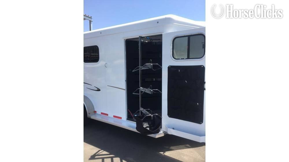 California Trails West 2026 Manufacturing CLASSIC (Warm Blood) 3  Horse Trailer