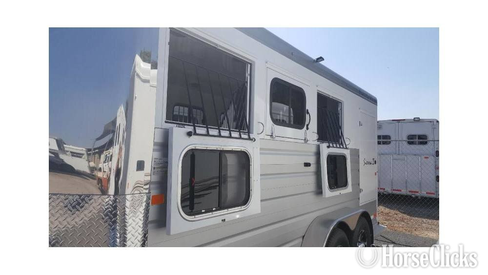 California Trails West 2026 Manufacturing SEIRRA II 3  Horse Trailer