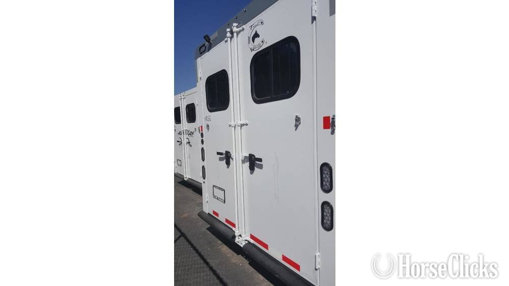 Trails West 2026 Manufacturing SEIRRA II 3  Horse Trailer - Horse Trailers in California
